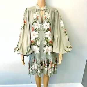 Camila Coelho Floral Prints Dress Boho Romantic Pastel Green Midi Dress. Medium